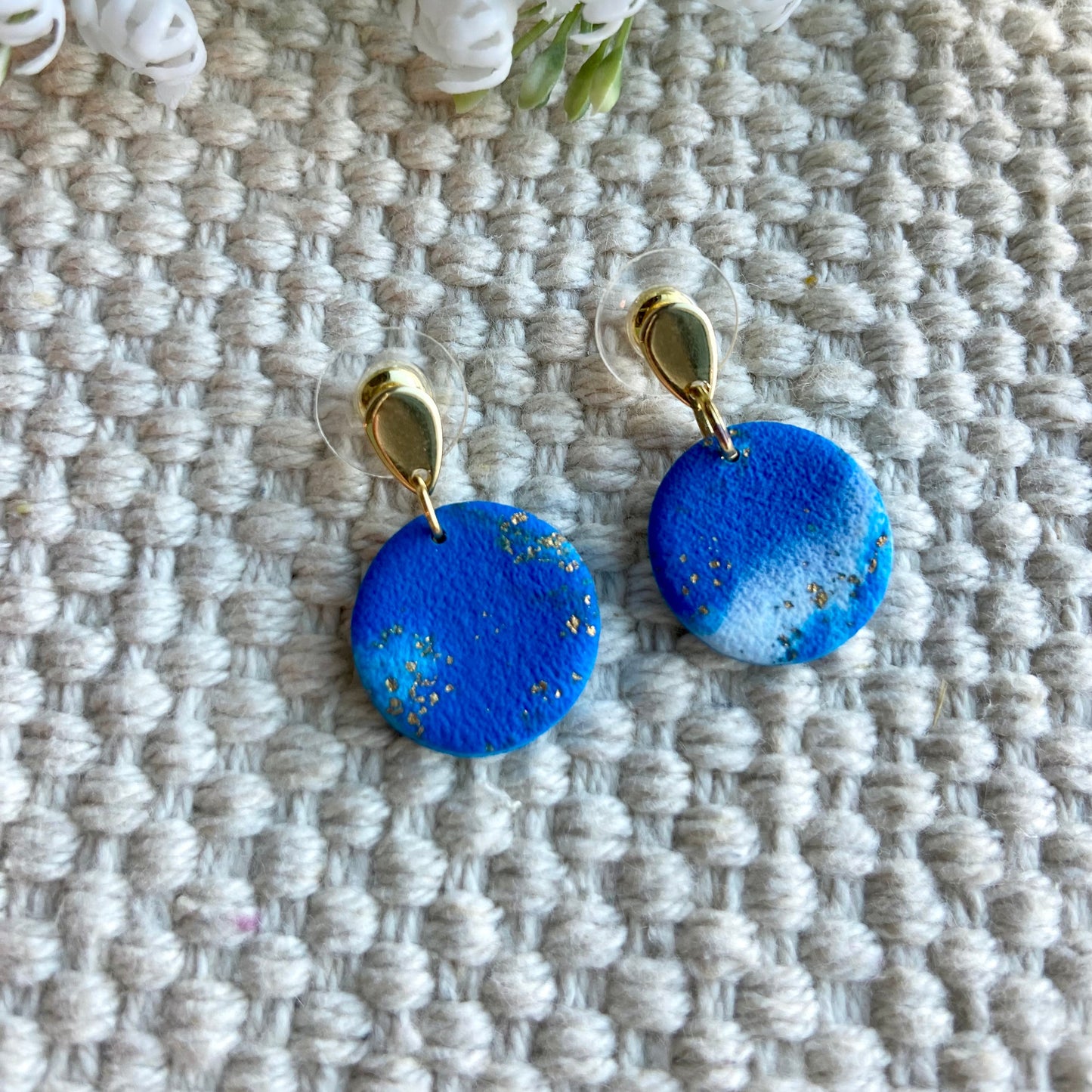 Boucles d’oreilles bleu étoilé