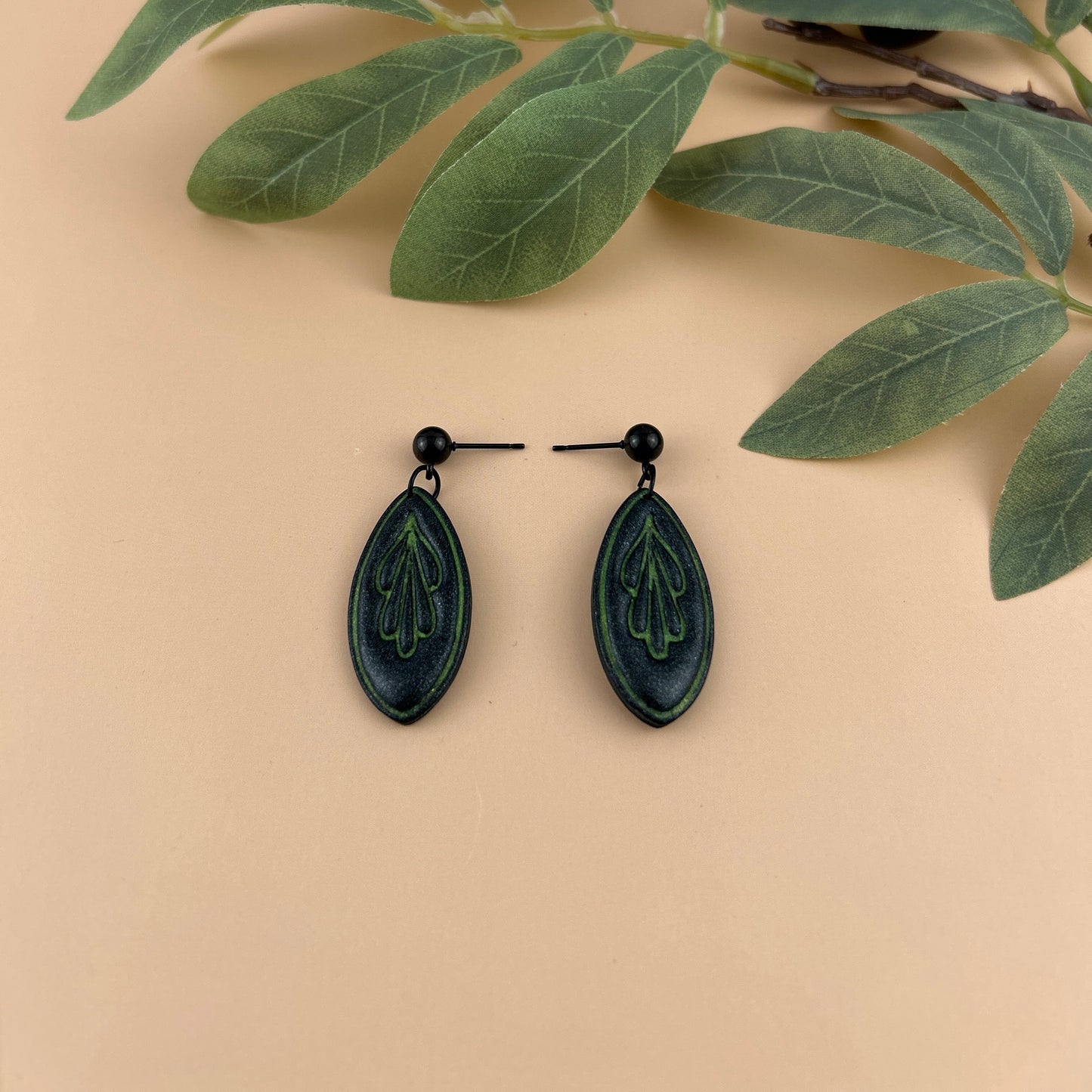 Boucles d’oreilles “Feuille Zaytouna”