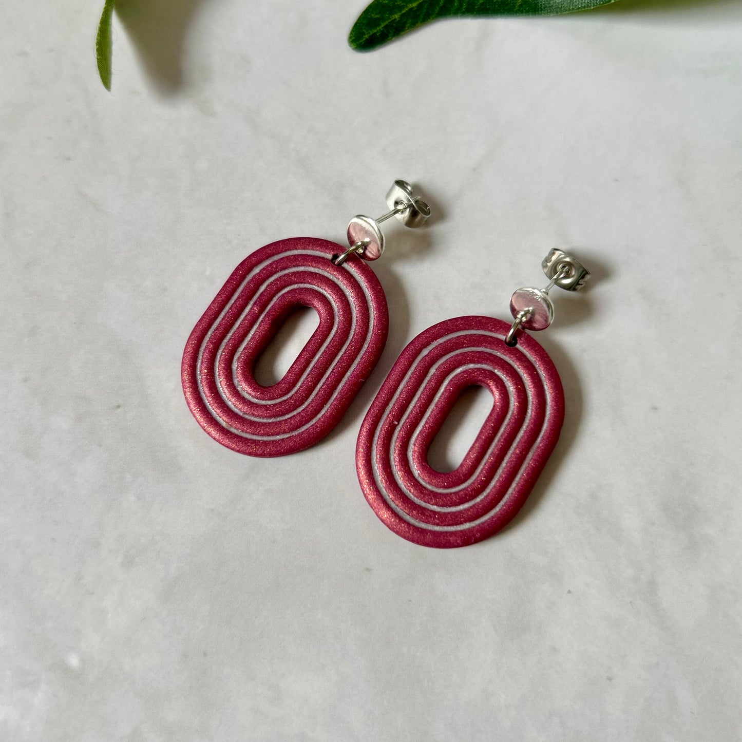 Boucles dâoreilles "Onde Grenat" đ·