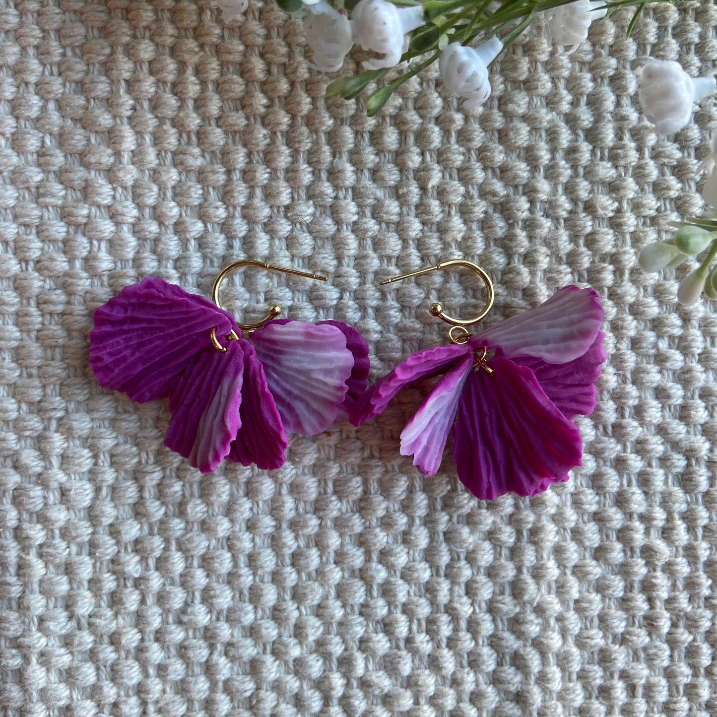 Boucles d’oreilles pétales d’œillet