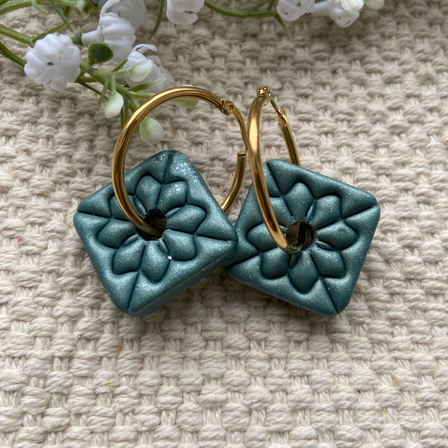 Boucles d'oreilles anneaux et "Tuiles Florales"