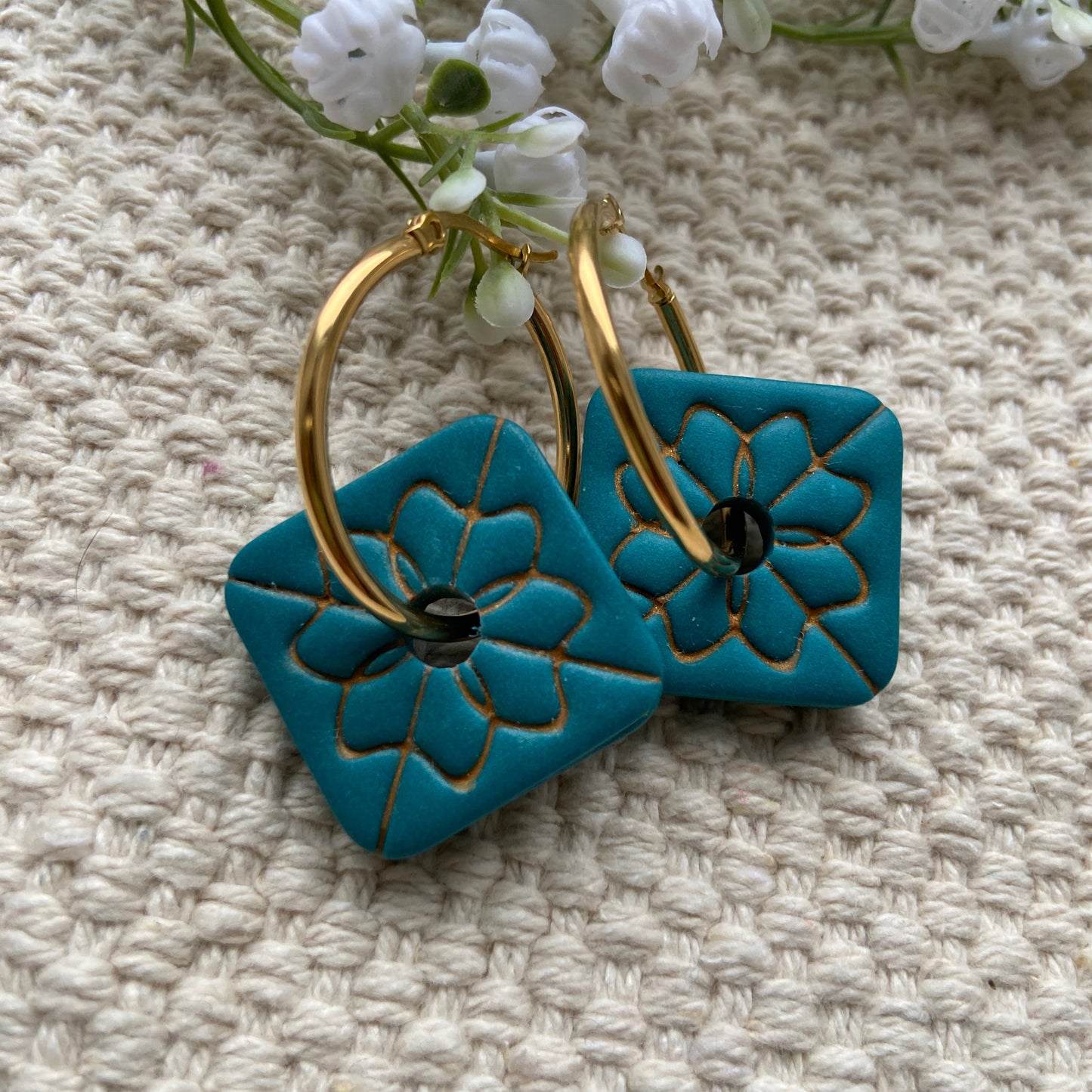 Boucles d'oreilles anneaux et "Tuiles Florales"