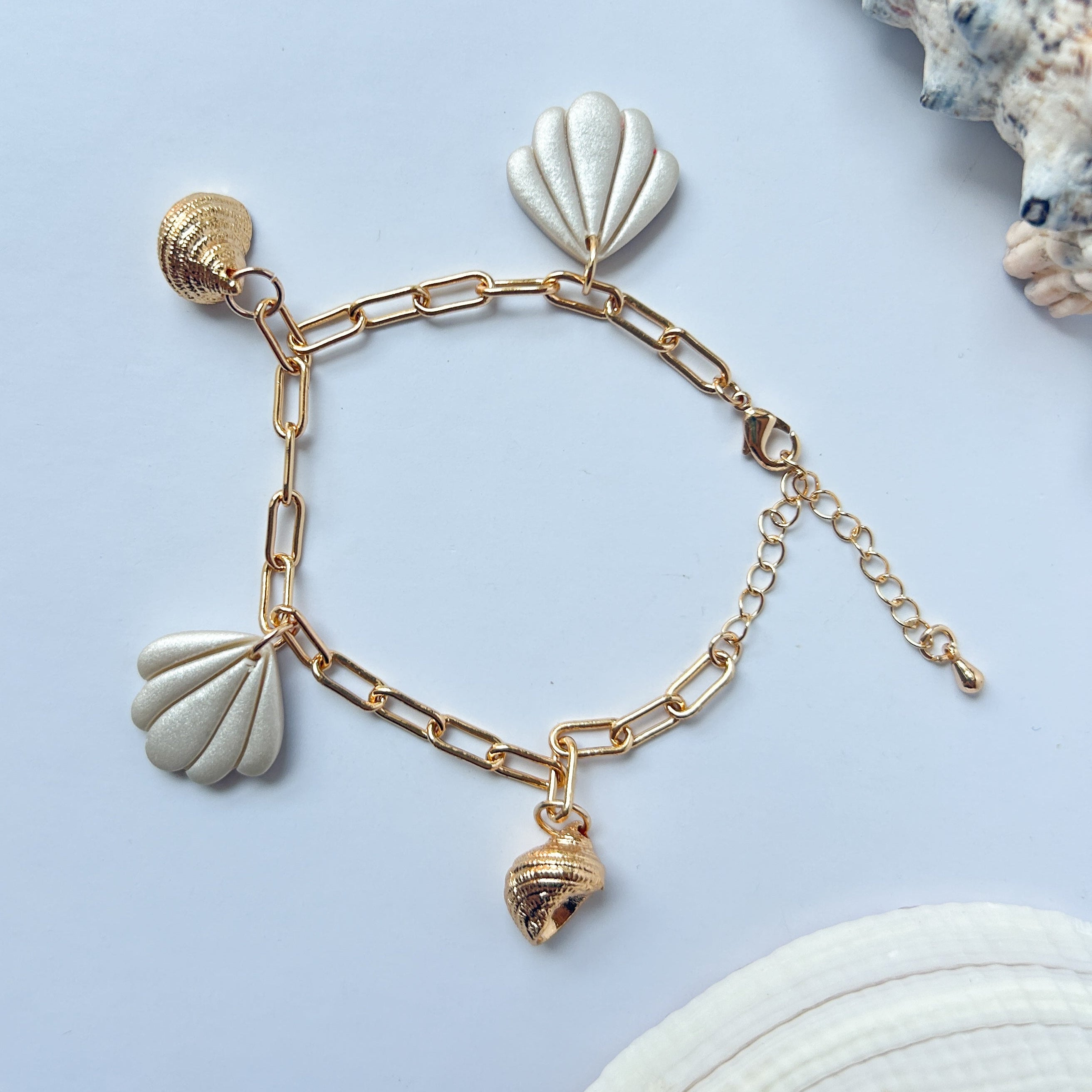 Bracelets de coquillages